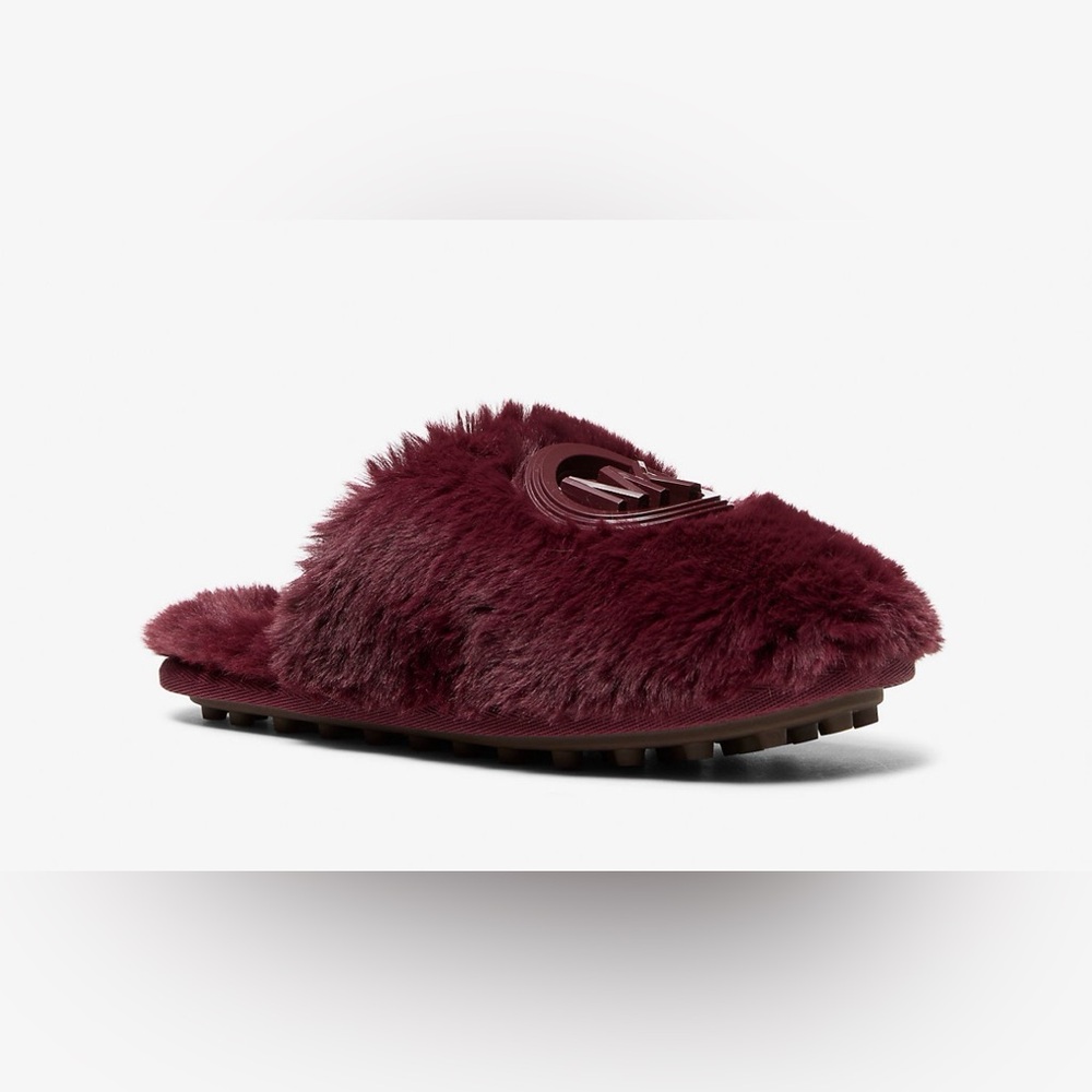 NWB Michael Kors Women's Ada Round Toe Charm Slippers. Size 9. Oxblood.